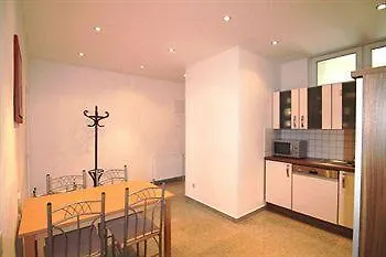 Govienna Quellenstrasse Apartment